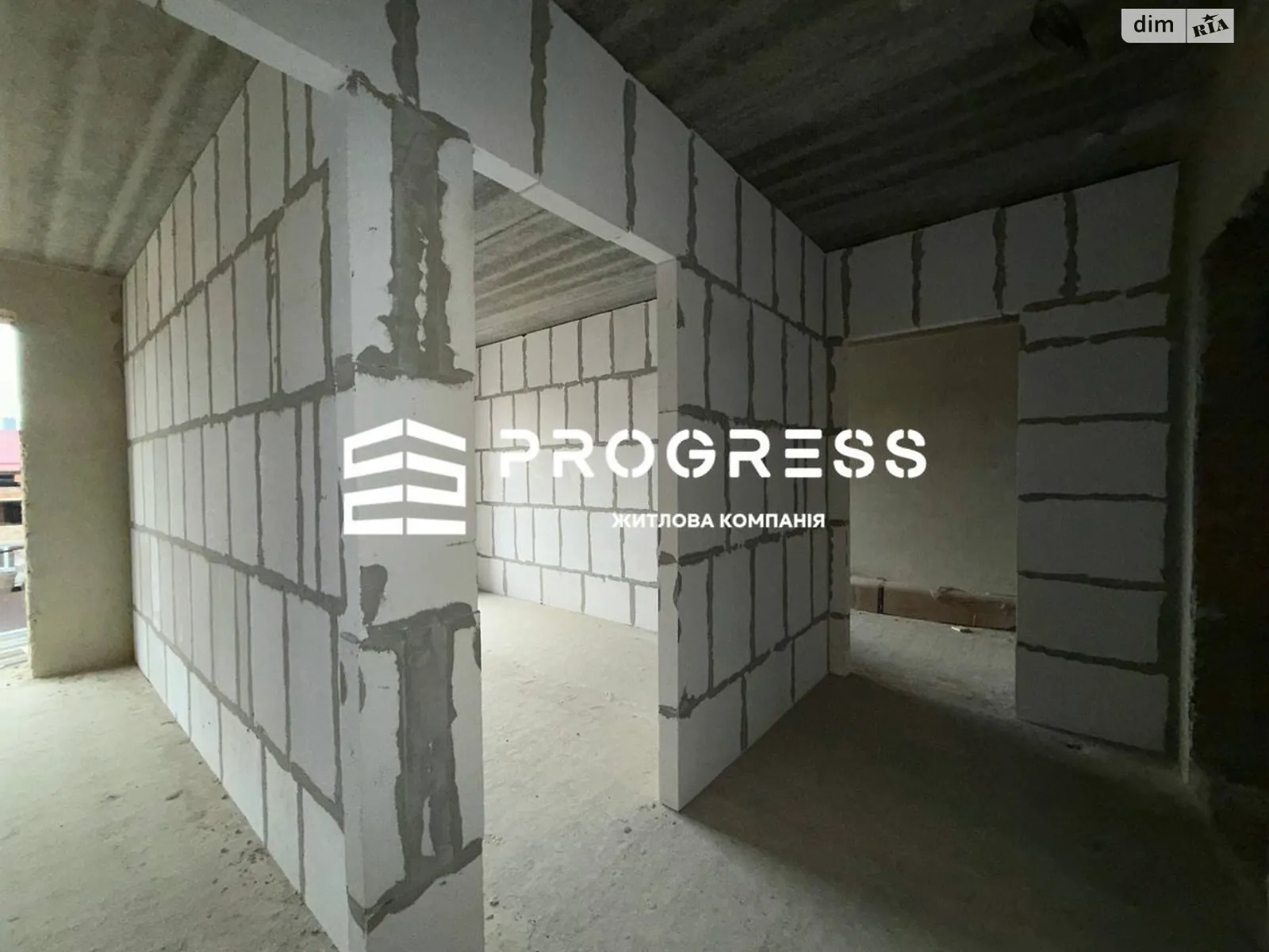 Продается 2-комнатная квартира 55 кв. м в Ивано-Франковске, ул. Княгинин, 44 - фото 1