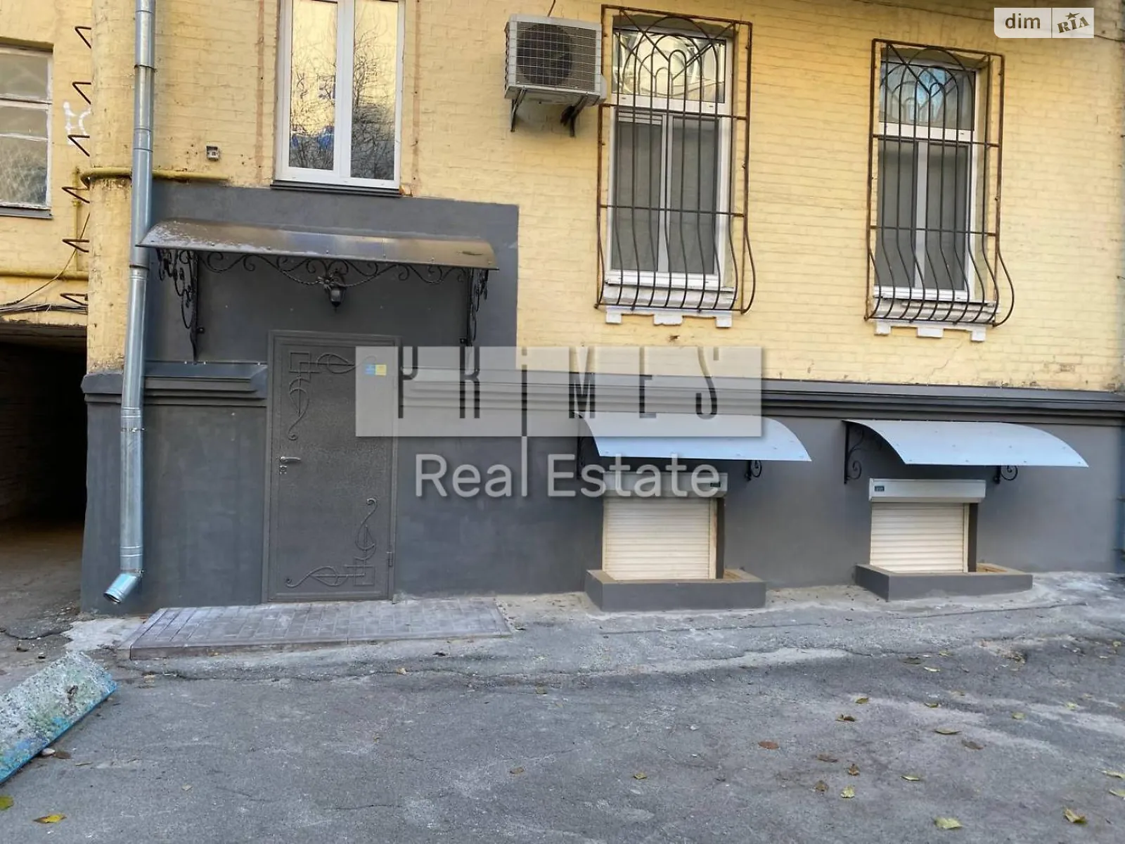 Продается офис 119.4 кв. м в бизнес-центре, цена: 250000 $ - фото 1