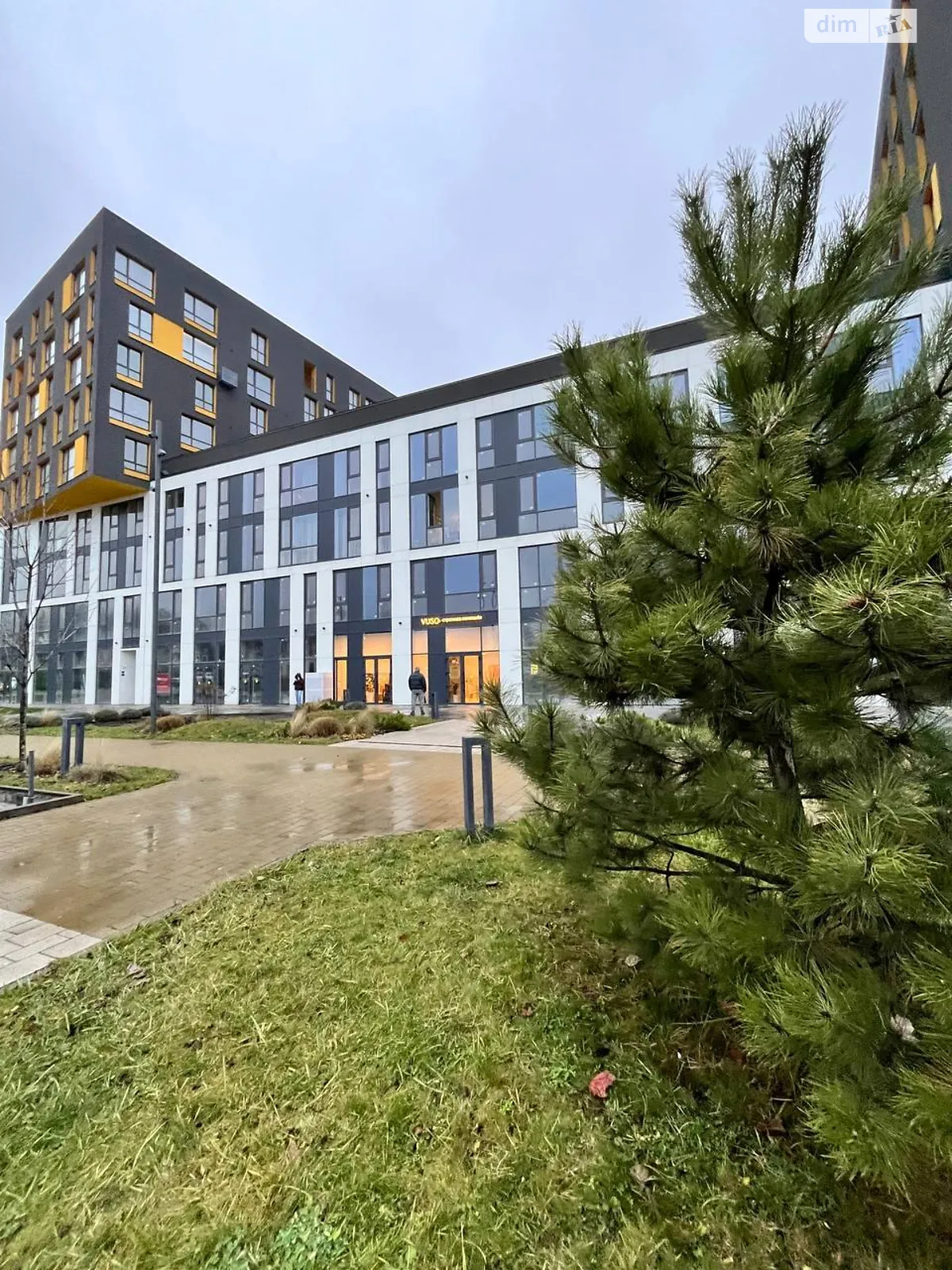 Продается 2-комнатная квартира 86.4 кв. м в Львове, ул. Хмельницкого Богдана, 207 - фото 1