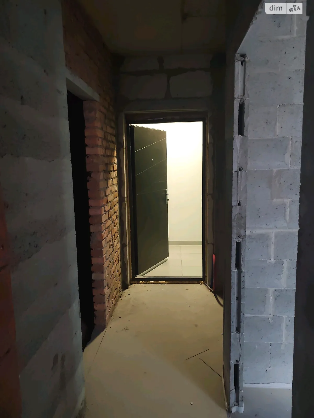 Продается 1-комнатная квартира 46 кв. м в Ирпене, ул. Университетская(Карла Маркса), 3/9 - фото 1