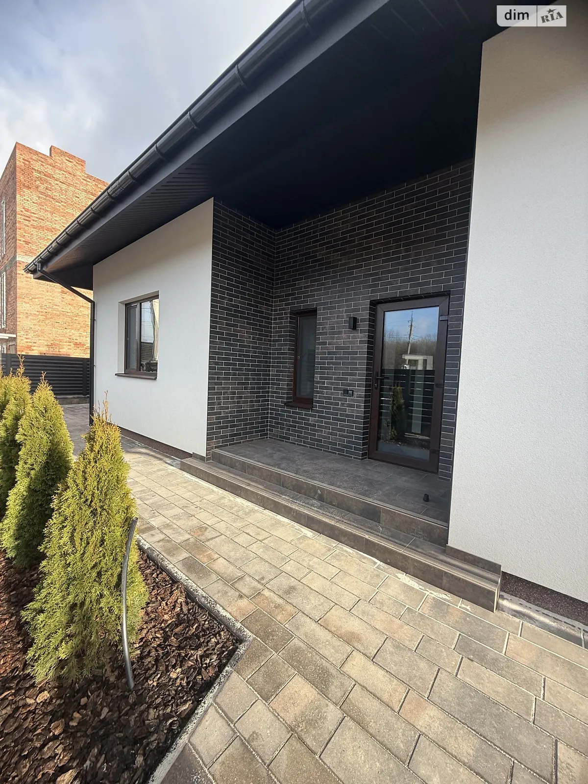 Продается одноэтажный дом 108 кв. м с баней/сауной, цена: 235000 $ - фото 1