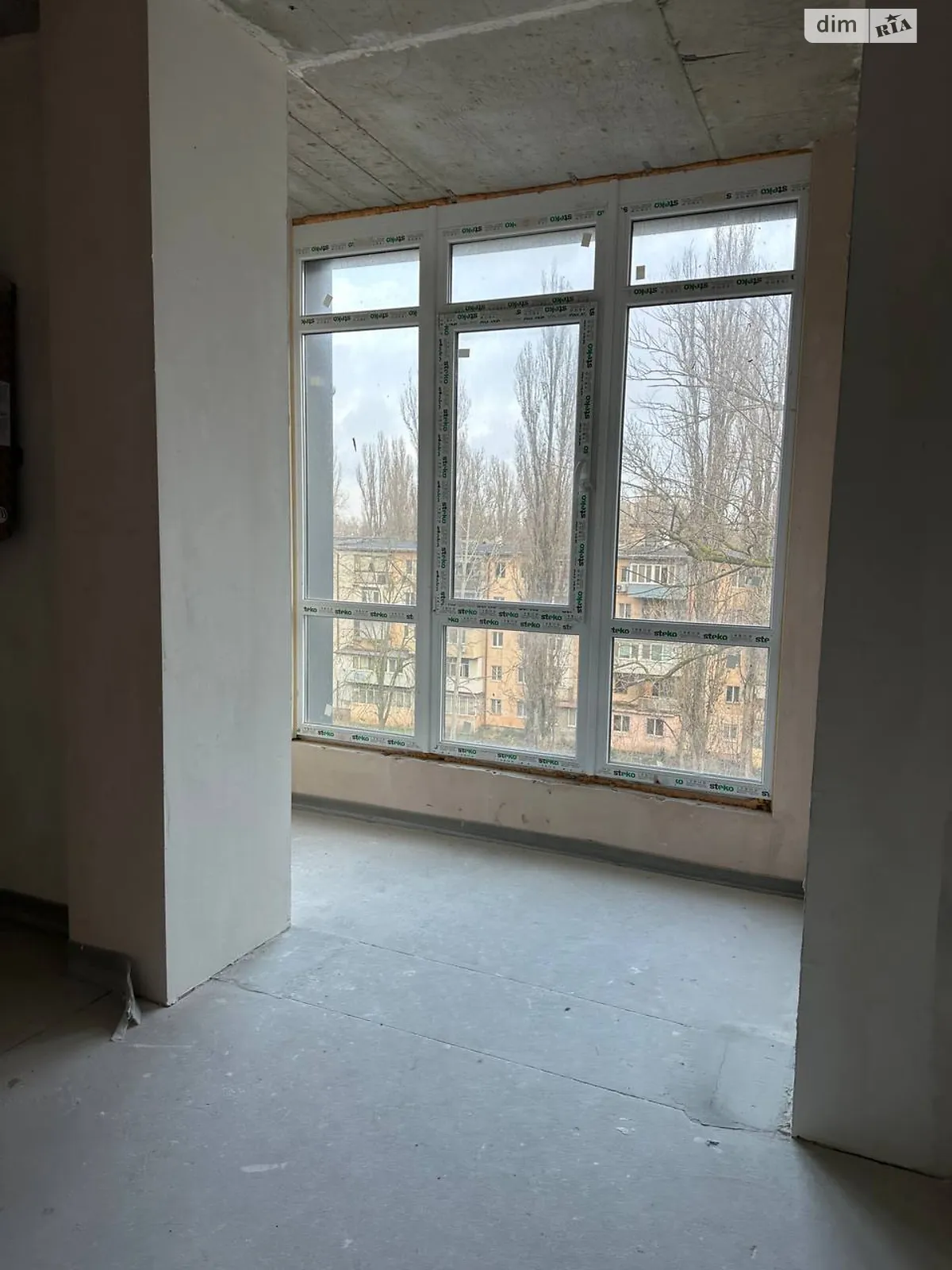 Продається 1-кімнатна квартира 40 кв. м у Одесі, вул. Космонавтів - фото 1