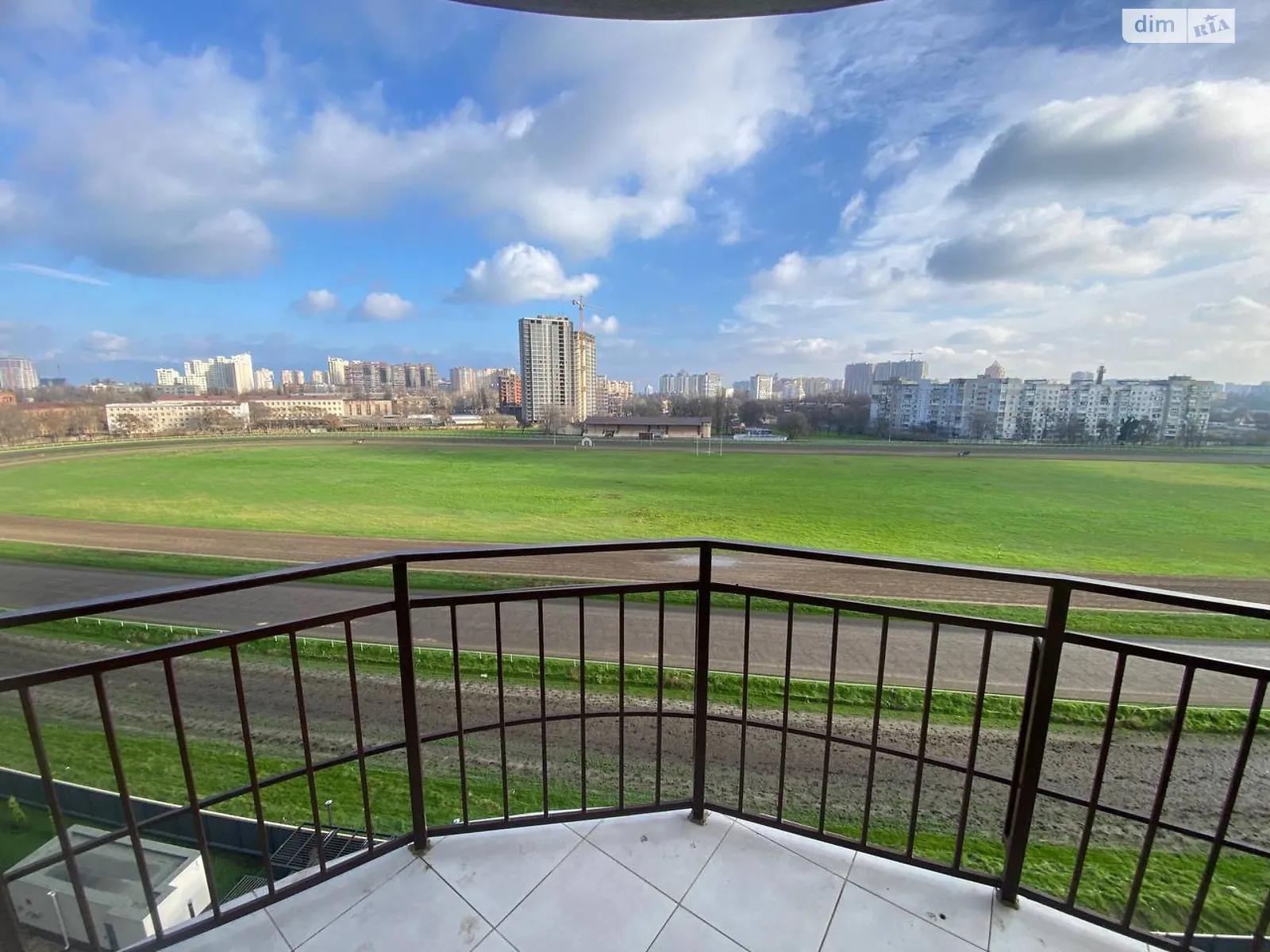 Продається 2-кімнатна квартира 62 кв. м у Одесі, вул. Краснова, 1Б - фото 1