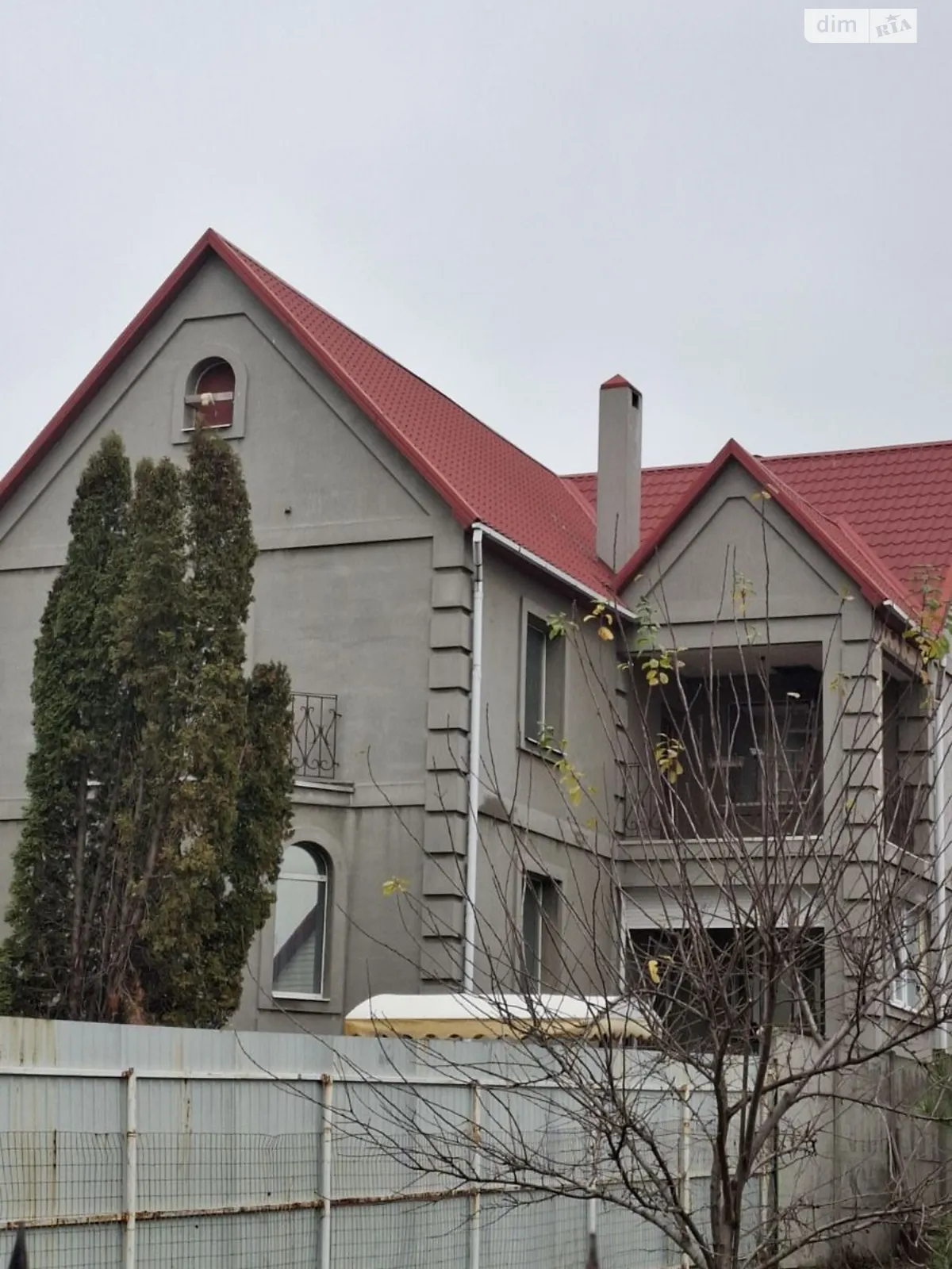 Сдается в аренду дом на 2 этажа 450 кв. м с баней/сауной, цена: 1000 $ - фото 1