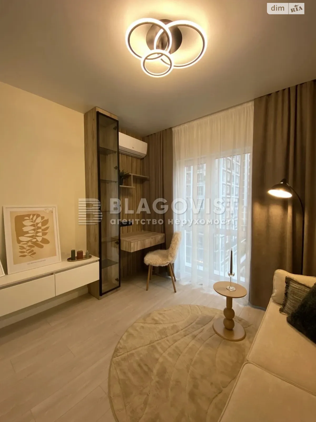 Продается 2-комнатная квартира 61 кв. м в Киеве, ул. Михаила Максимовича, 24Г - фото 1