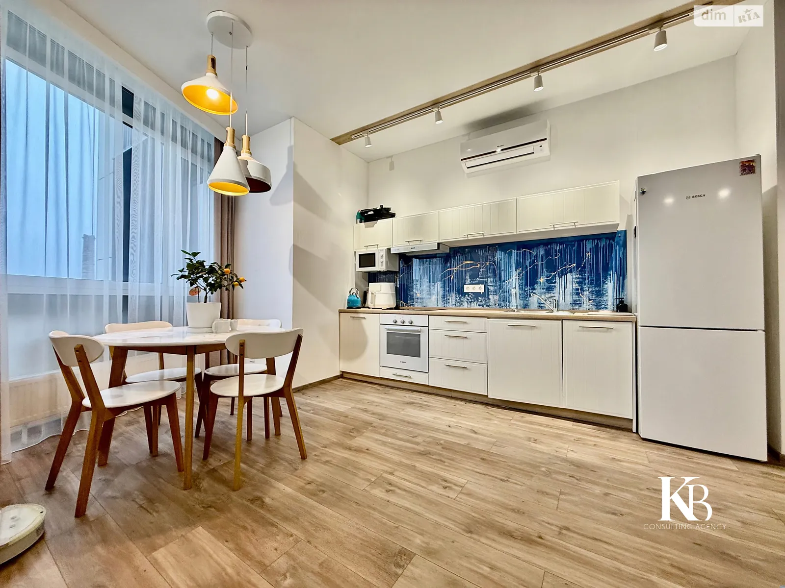 Продається 1-кімнатна квартира 82.4 кв. м у Дніпрі, вул. Сімферопольська, 2Л - фото 1