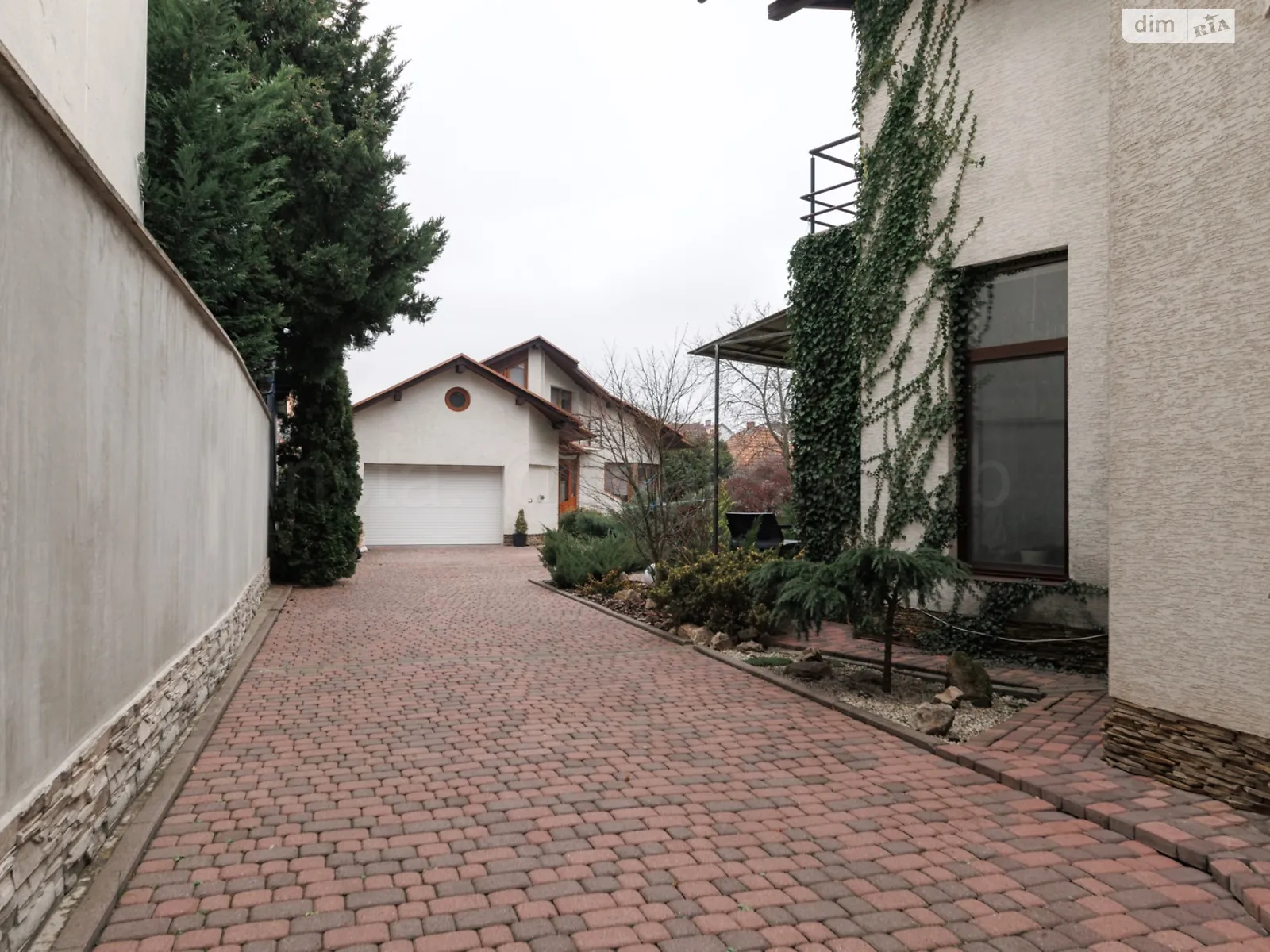 Продается дом на 2 этажа 245.7 кв. м с террасой, цена: 350000 $ - фото 1