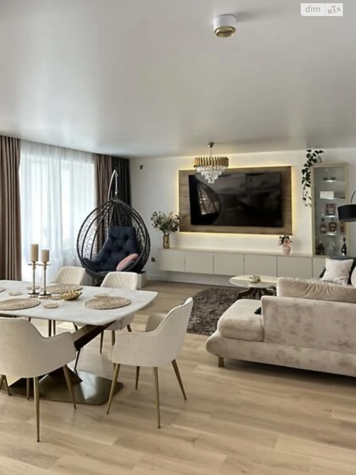 2-комнатная квартира 85 кв. м в Тернополе, ул. Пирогова - фото 1