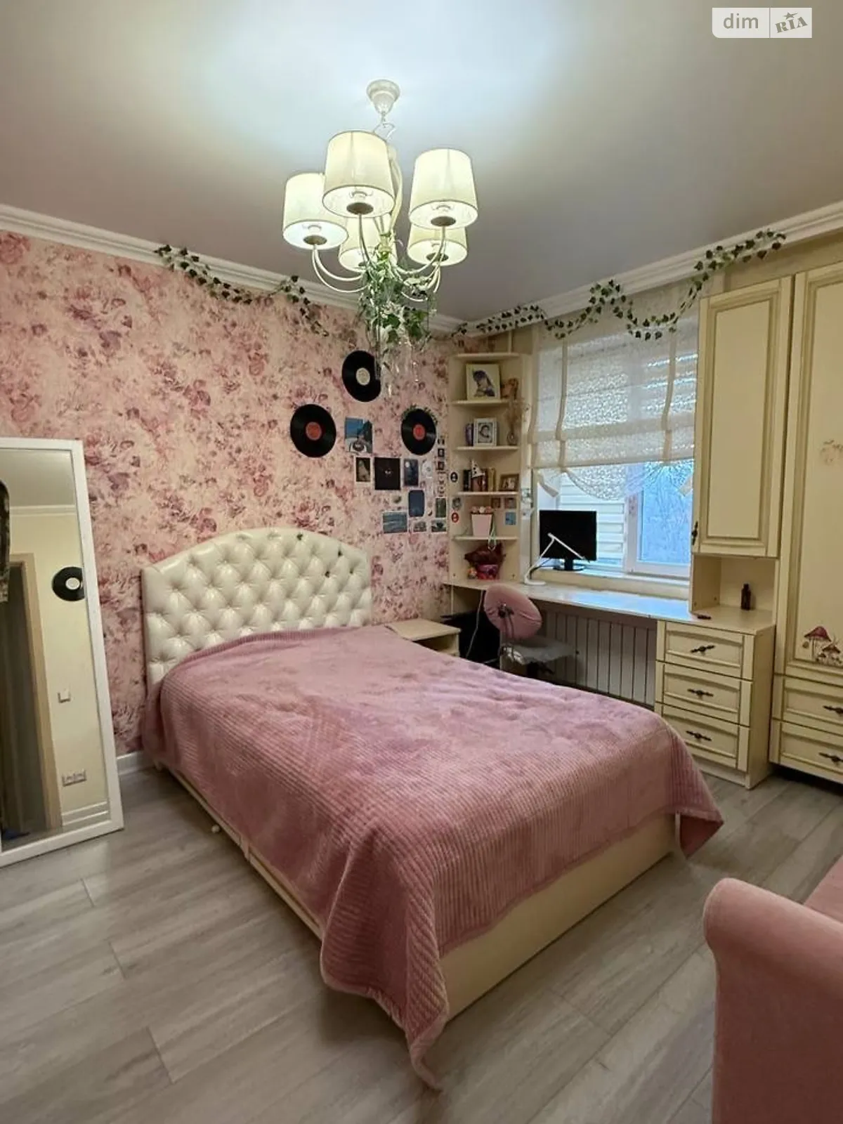 Продается 4-комнатная квартира 83.6 кв. м в Хмельницком, ул. Романа Шухевича(Курчатова) - фото 1