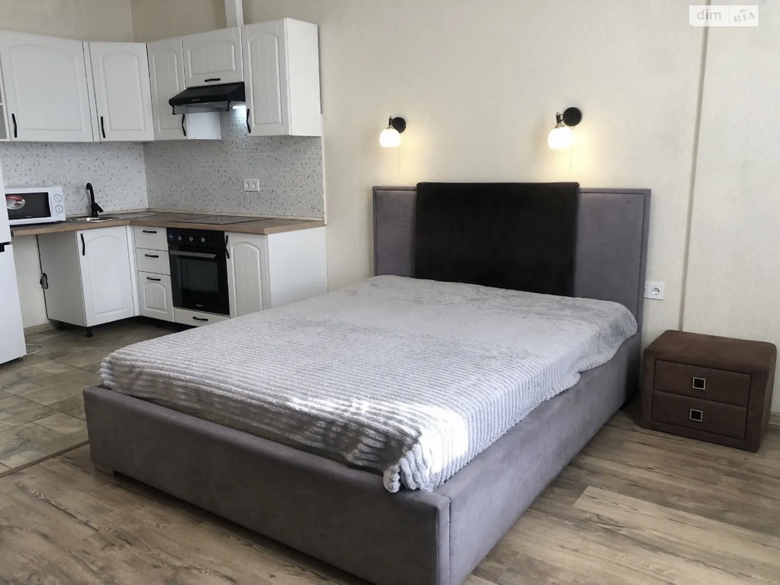 Сдается в аренду 1-комнатная квартира 33 кв. м в Киеве, просп. Николая  Бажана, 17 - фото 1