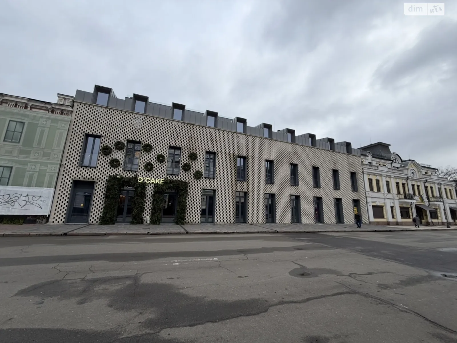 Продается помещения свободного назначения 865.5 кв. м в 7-этажном здании, цена: 3895000 $ - фото 1