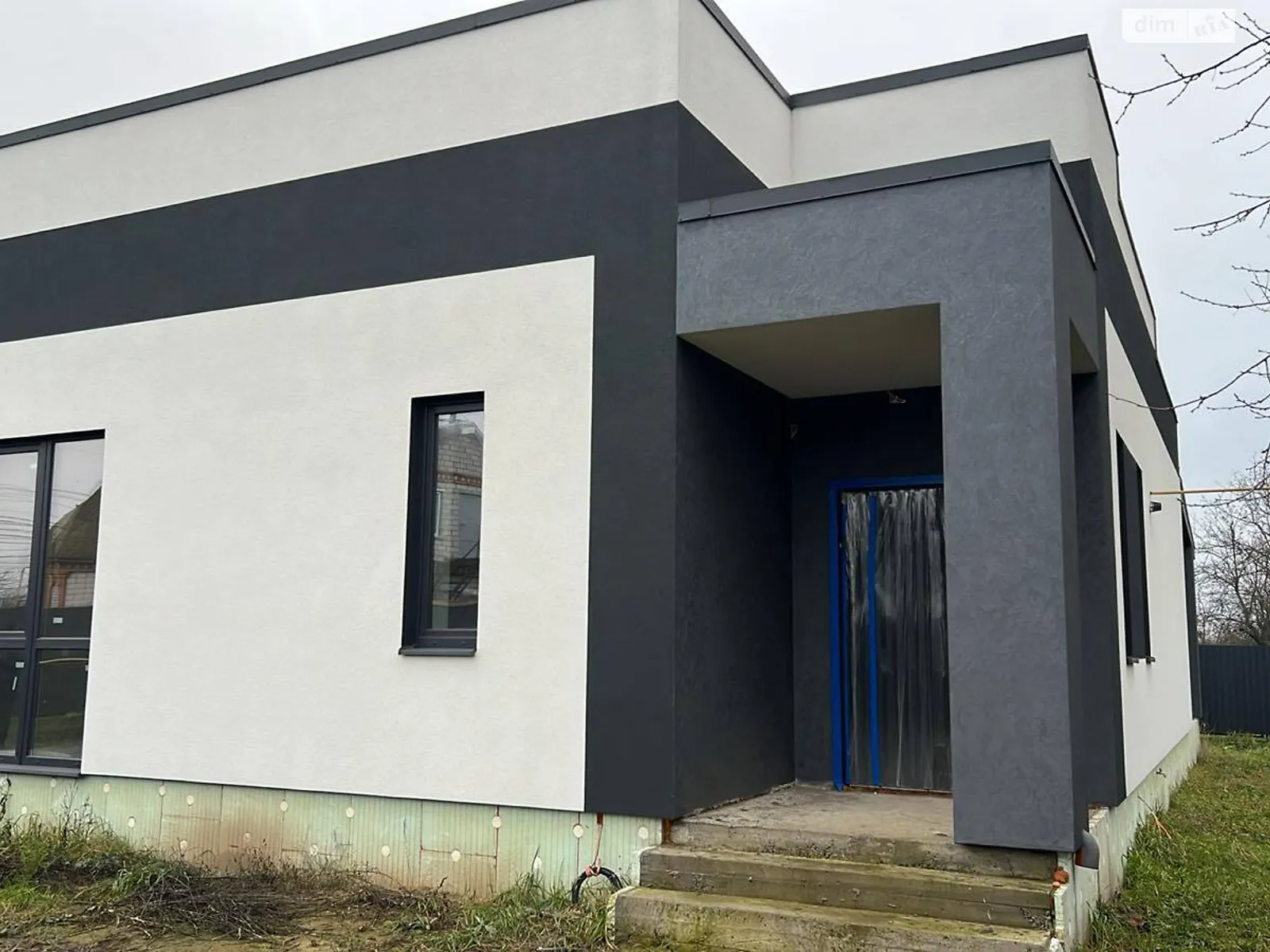 Продається одноповерховий будинок 115 кв. м з мансардою, цена: 129999 $ - фото 1