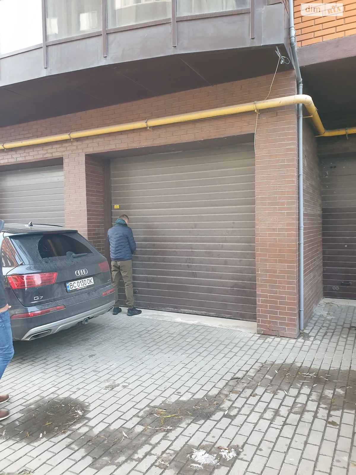 Сдается в аренду подземный паркинг под легковое авто на 110 кв. м, цена: 780 $ - фото 1