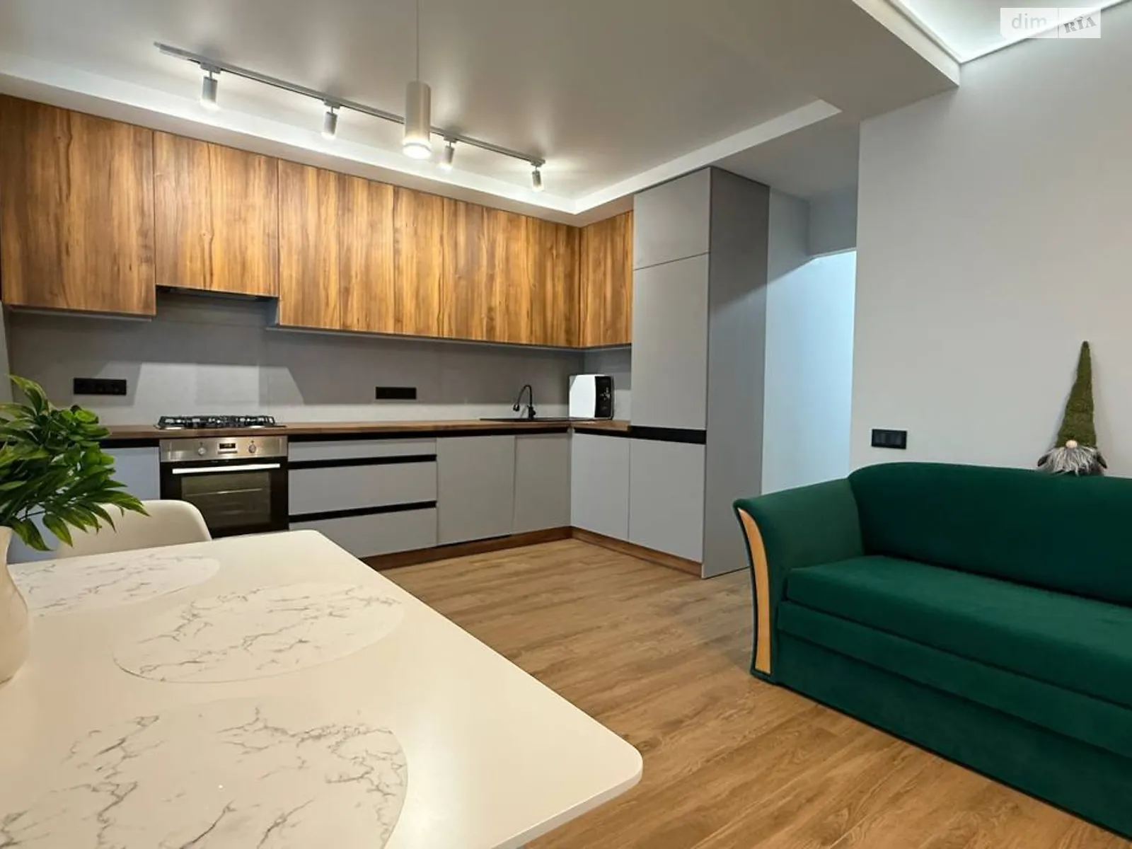 Продается 1-комнатная квартира 43.9 кв. м в Слобожанском, ул. Содружества, 5 - фото 1