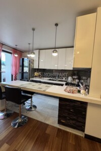 Сниму квартиру в Балаклее долгосрочно