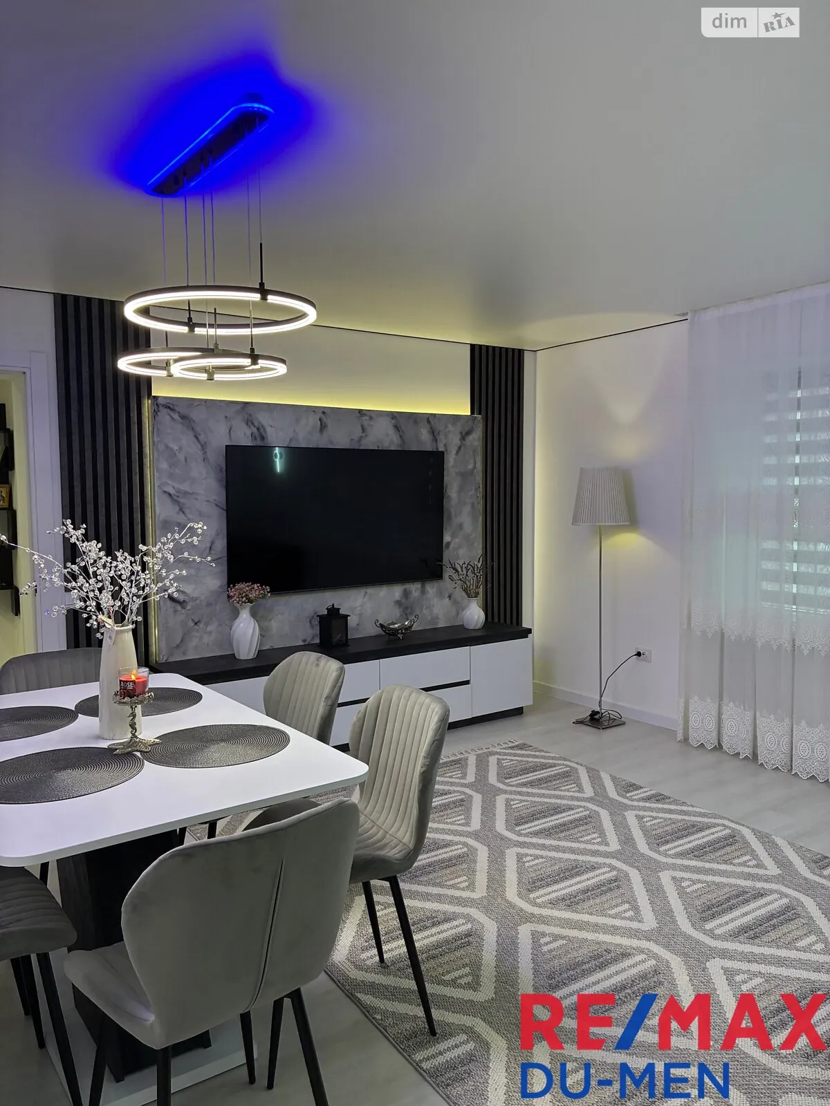 Продається 3-кімнатна квартира 71 кв. м у Тячеві, Вулиця Олега Куцина, 111 - фото 1