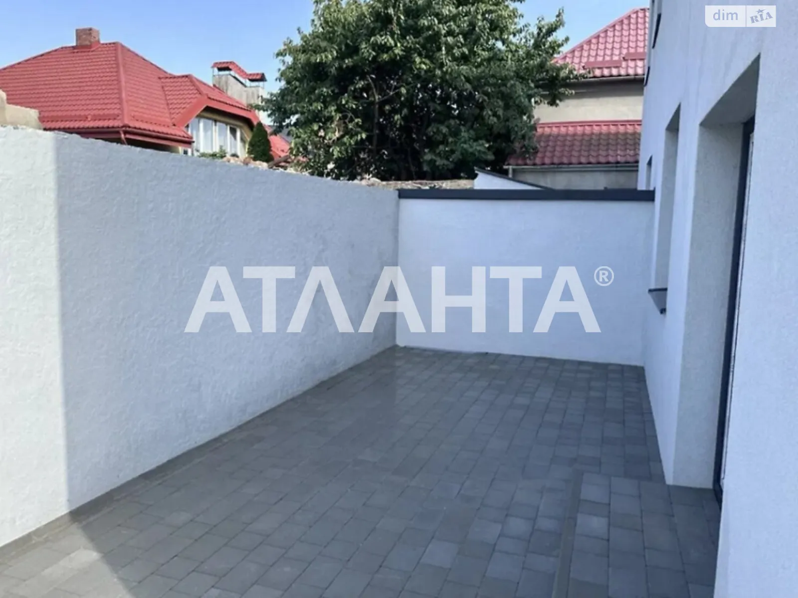 Продается дом на 2 этажа 181 кв. м с баней/сауной, цена: 380000 $ - фото 1