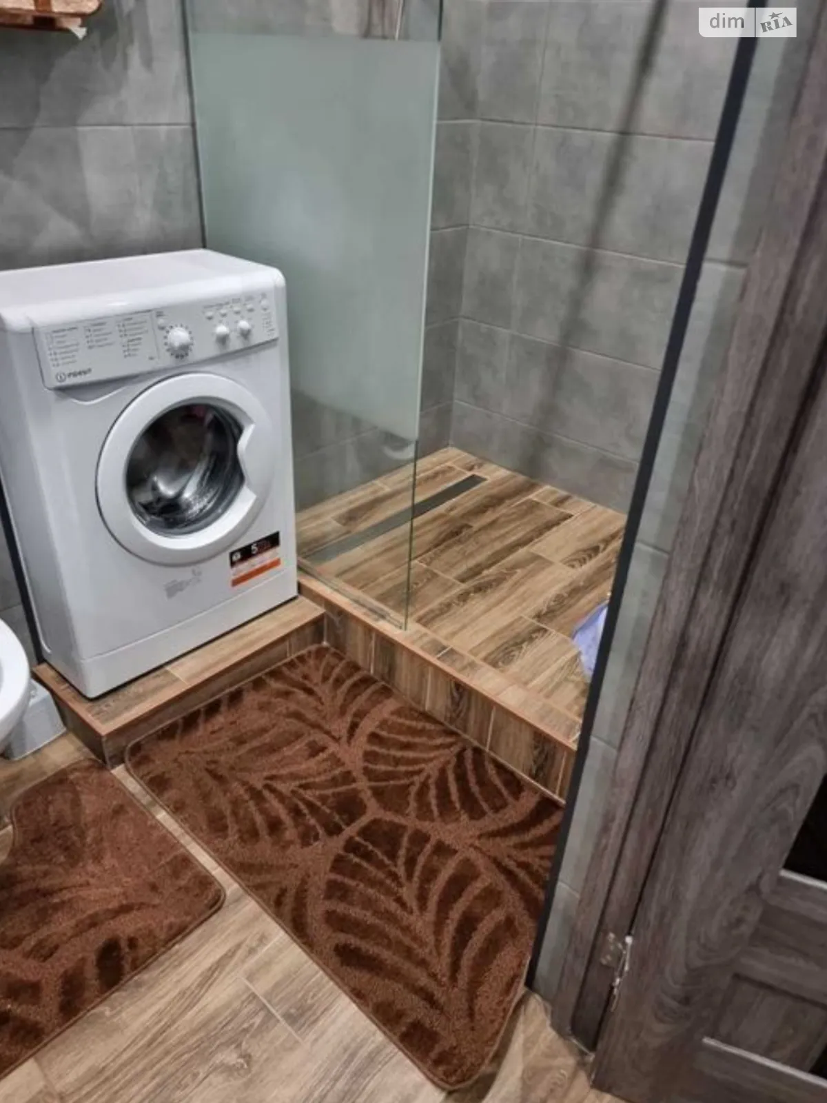 Здається в оренду 1-кімнатна квартира 38 кв. м у Одесі, пров. Полуничний, 24 - фото 1