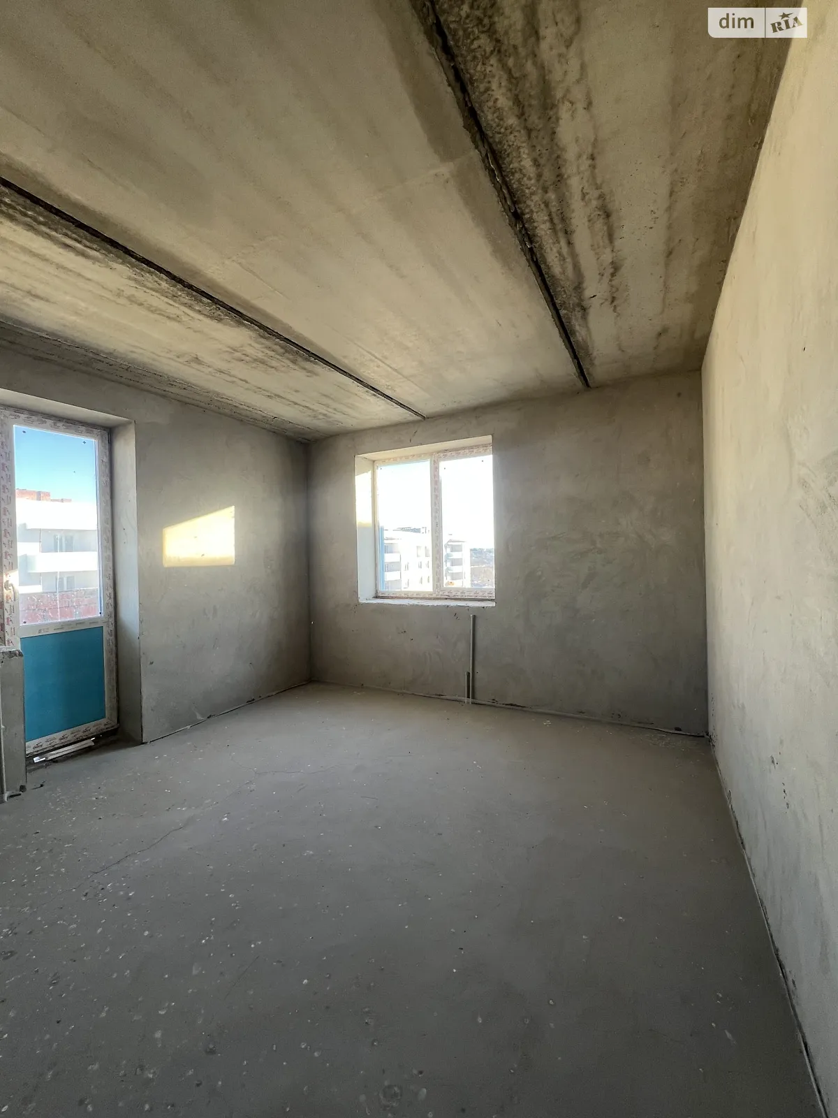 Продается 1-комнатная квартира 54 кв. м в Буче, ул. Ивана Кожедуба, 8Б - фото 1