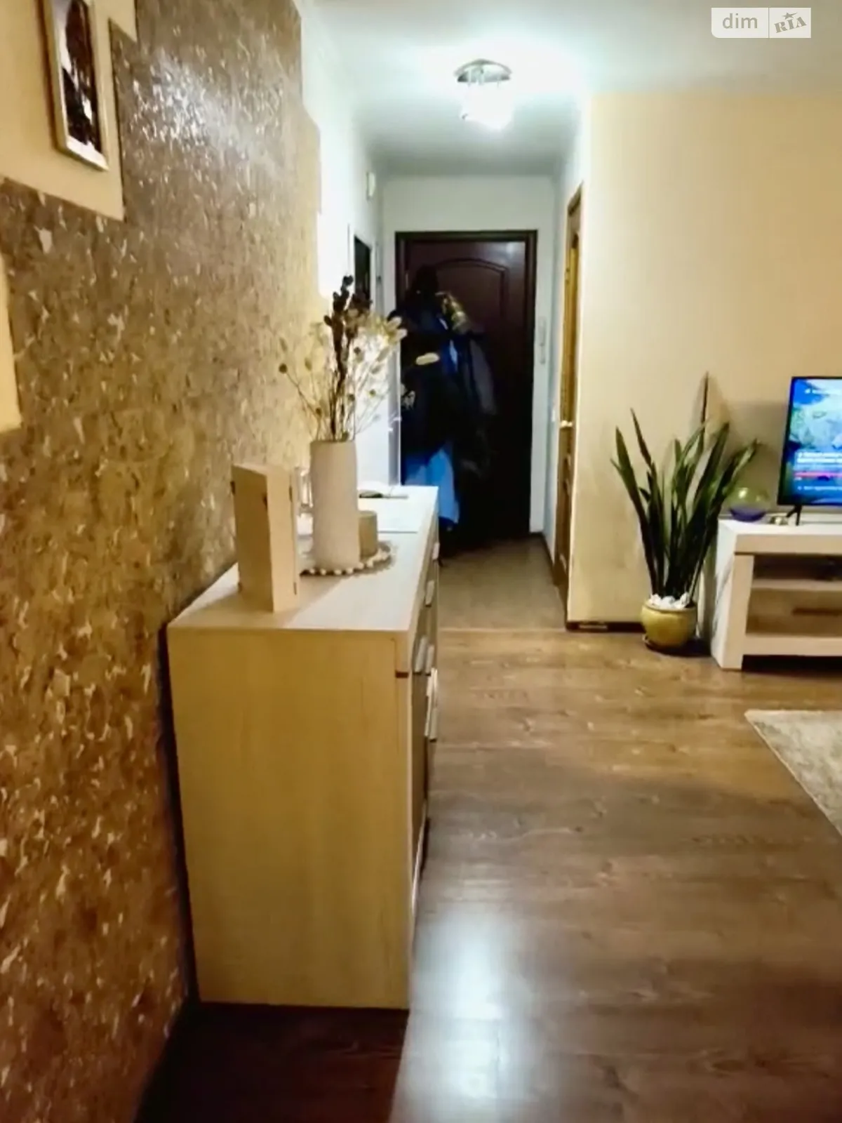 Продается 3-комнатная квартира 69.8 кв. м в Хмельницком, ул. Институтская, 14 - фото 1