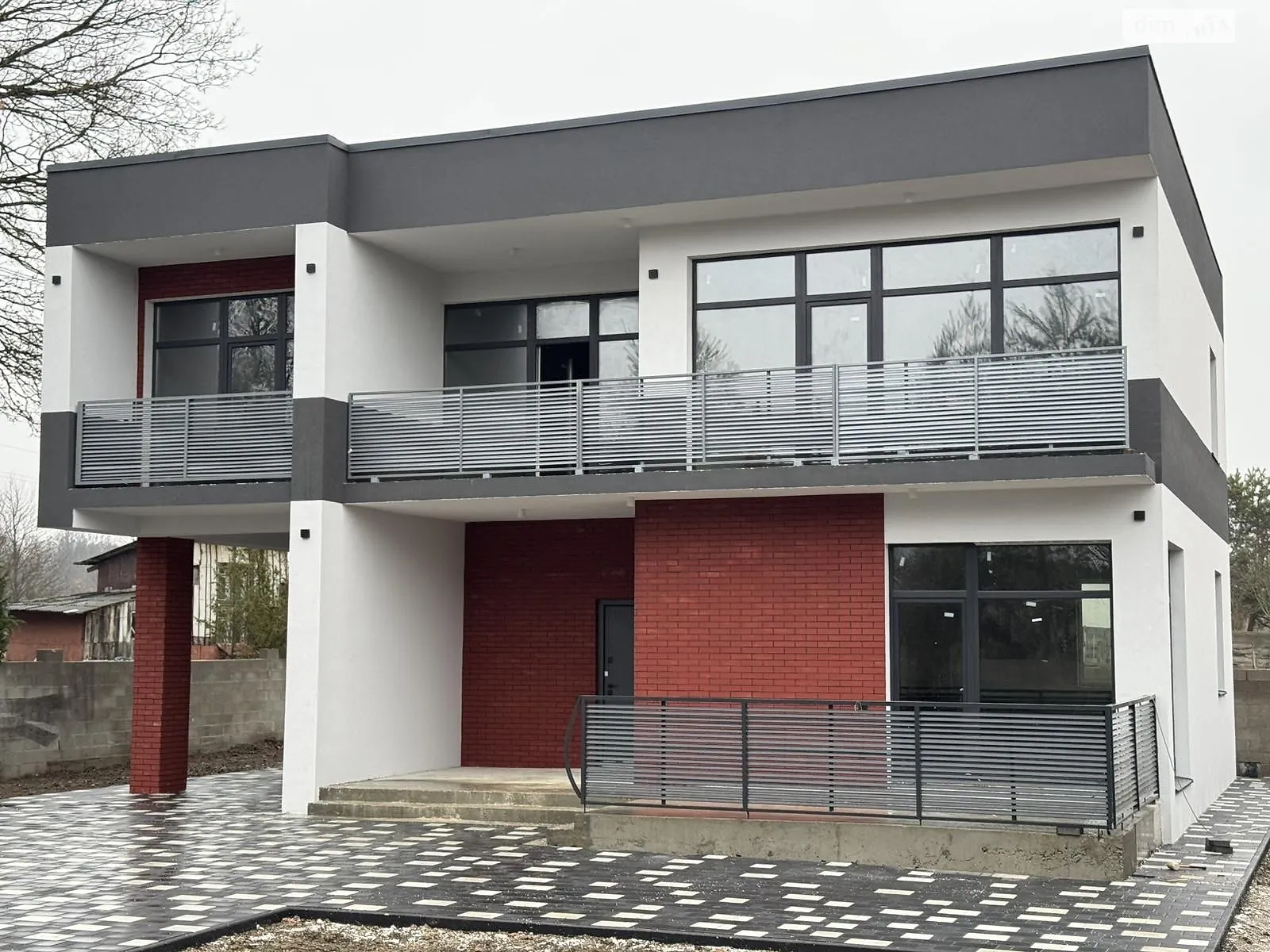 Продается дом на 2 этажа 227 кв. м с верандой, цена: 220000 $ - фото 1