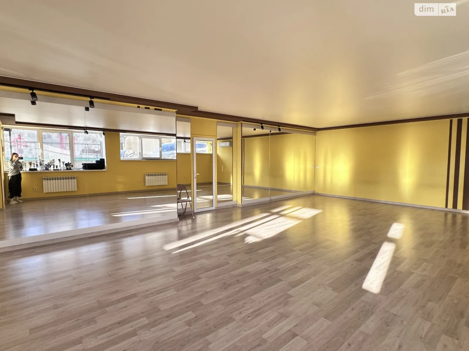 Продается помещения свободного назначения 120 кв. м в 1-этажном здании, цена: 4000 $ - фото 1