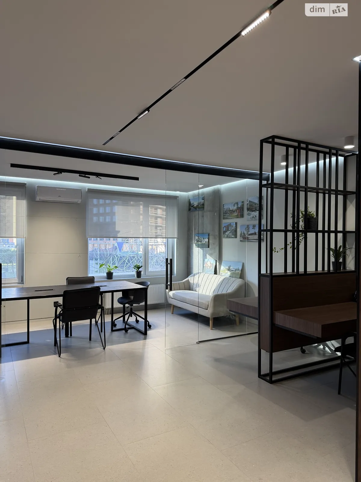 Продается 1-комнатная квартира 40 кв. м в Киеве, ул. Академика Заболотного, 1А - фото 1