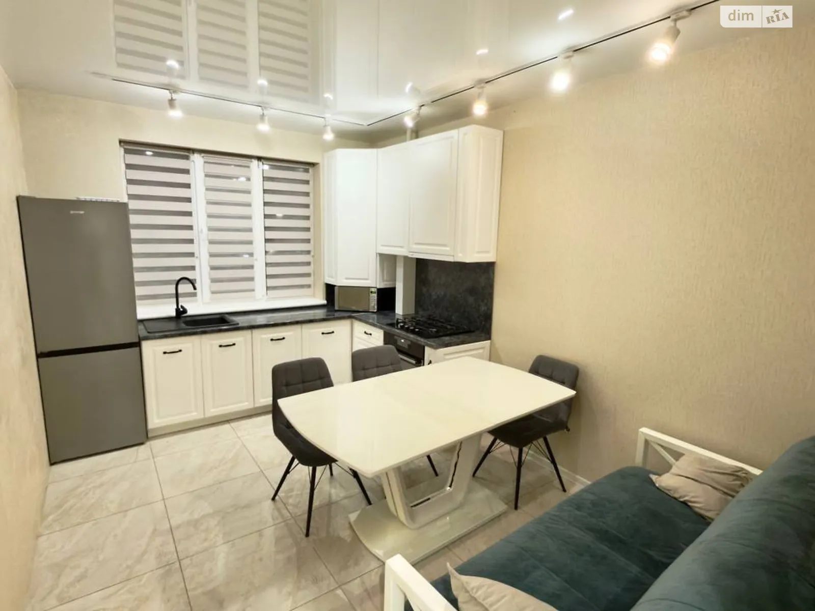 Сдается в аренду 2-комнатная квартира 60 кв. м в Виннице, ул. Трамвайная - фото 1