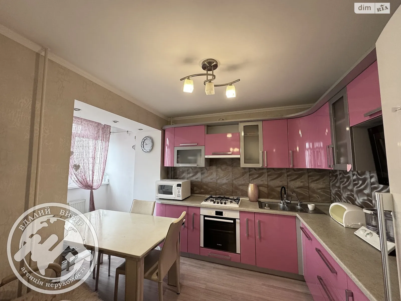 Продается 3-комнатная квартира 76 кв. м в Виннице, ул. Ивана Николайчука - фото 1