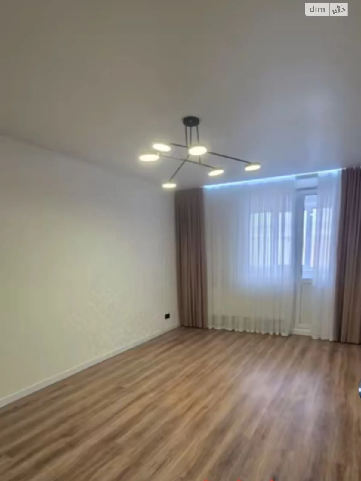 Продается 2-комнатная квартира 67 кв. м в Хмельницком, ул. Кармелюка, 3В - фото 1