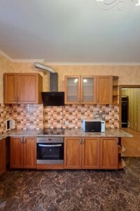 Долгосрочная аренда квартиры, Киев, р‑н. Харьковский Массив, ст.м. Вырлица, Харьковское шоссе, дом 182