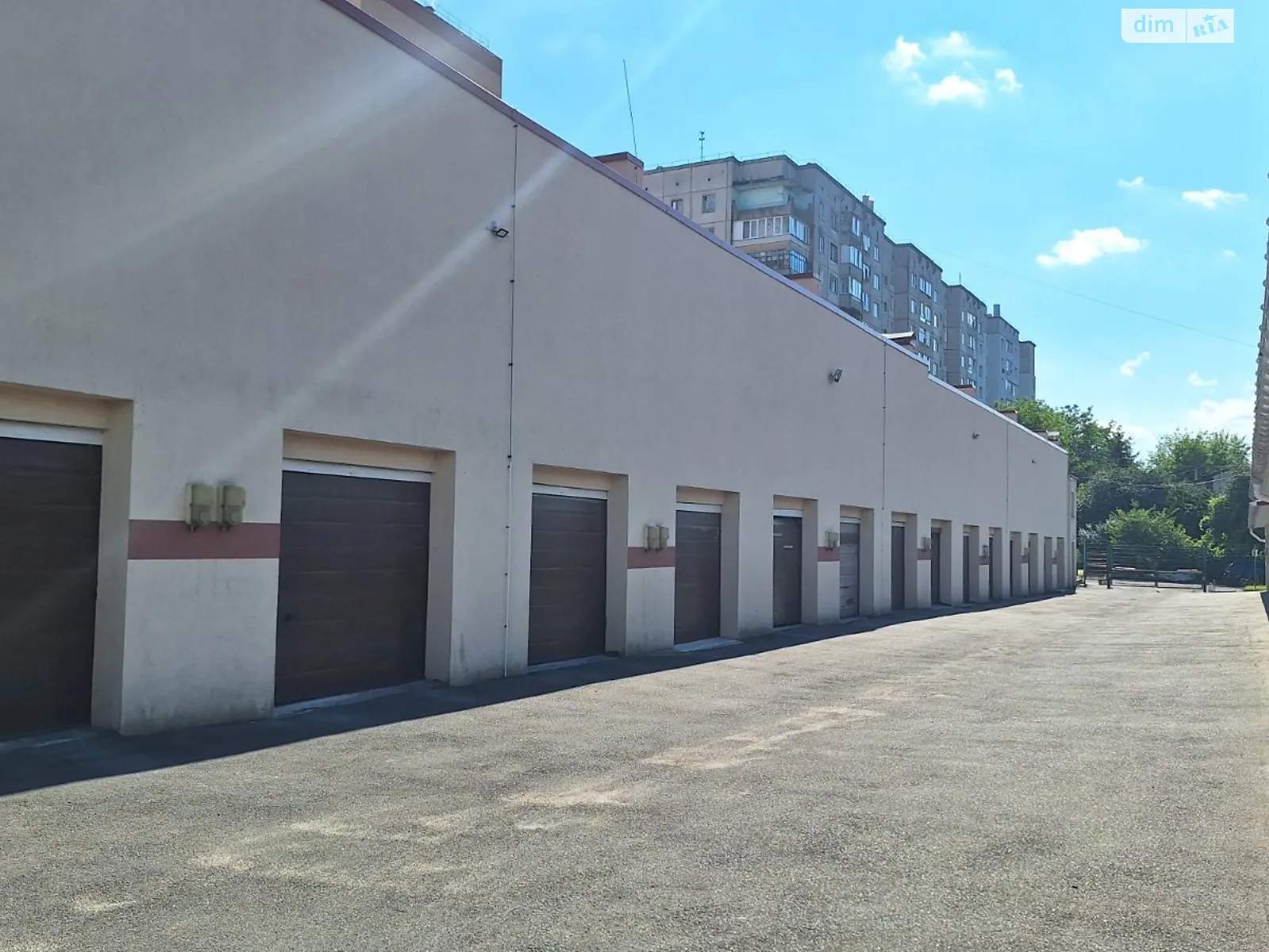 Продається окремий гараж під легкове авто на 19 кв. м, цена: 20000 $ - фото 1