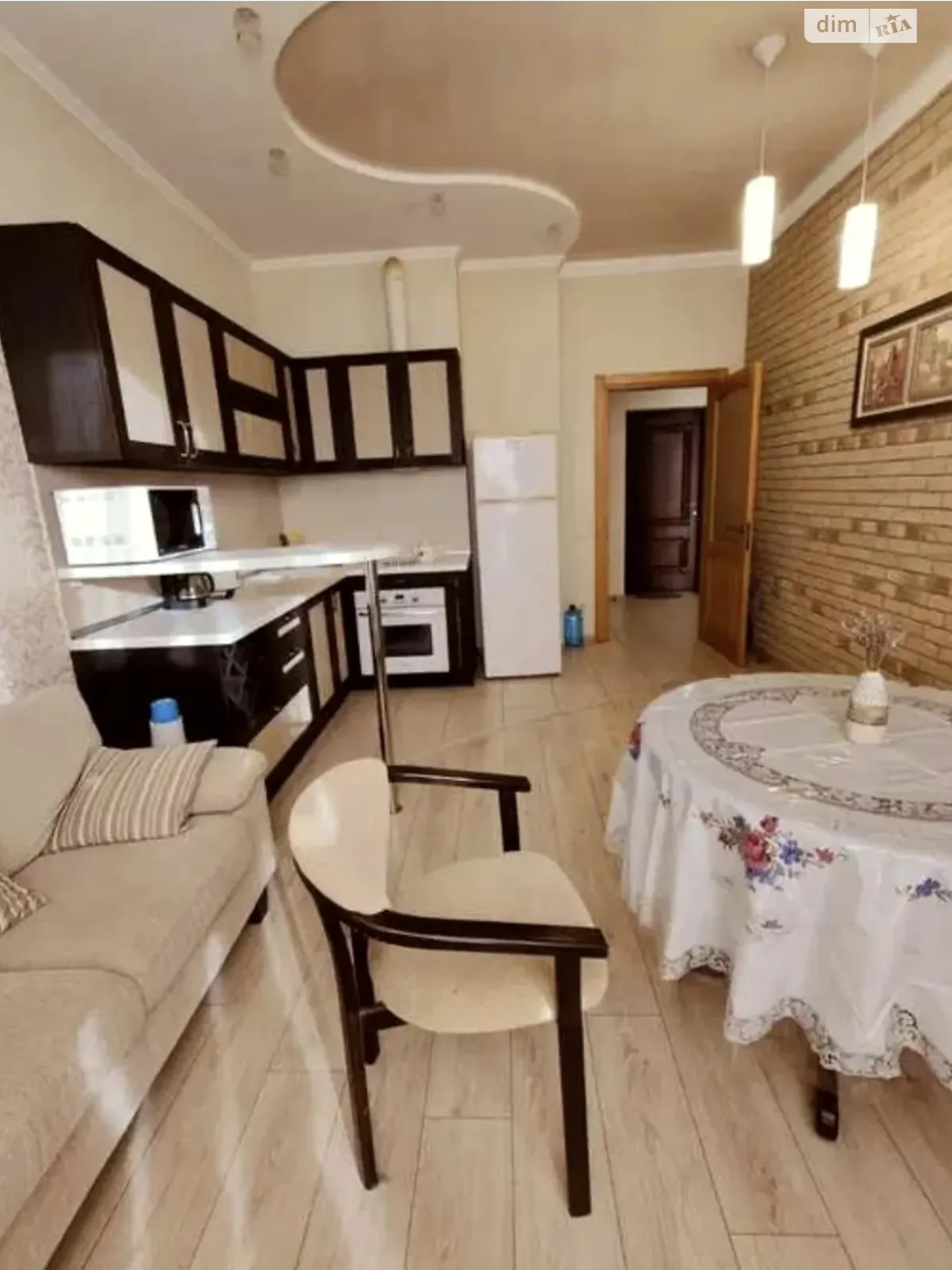 Здається в оренду 1-кімнатна квартира 45 кв. м у Одесі, вул. Грецька, 1А - фото 1