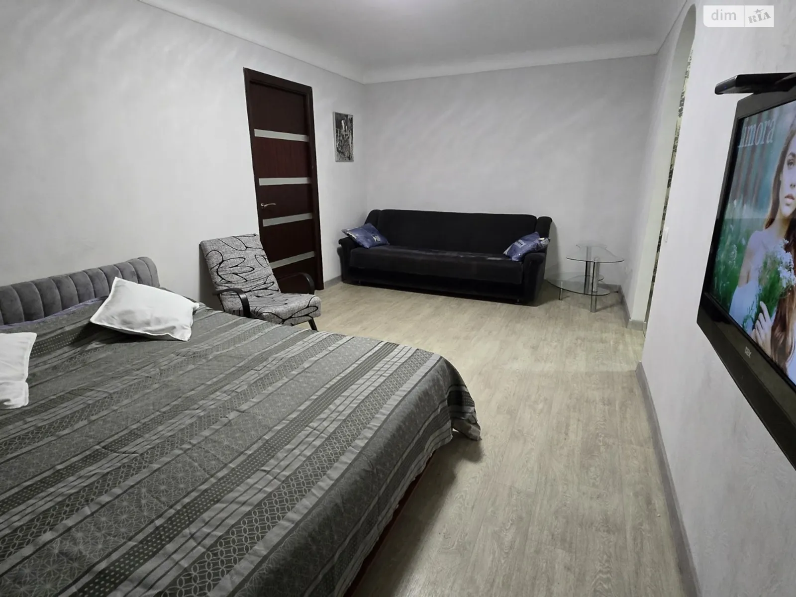 2-комнатная квартира в, цена: 1200 грн - фото 1