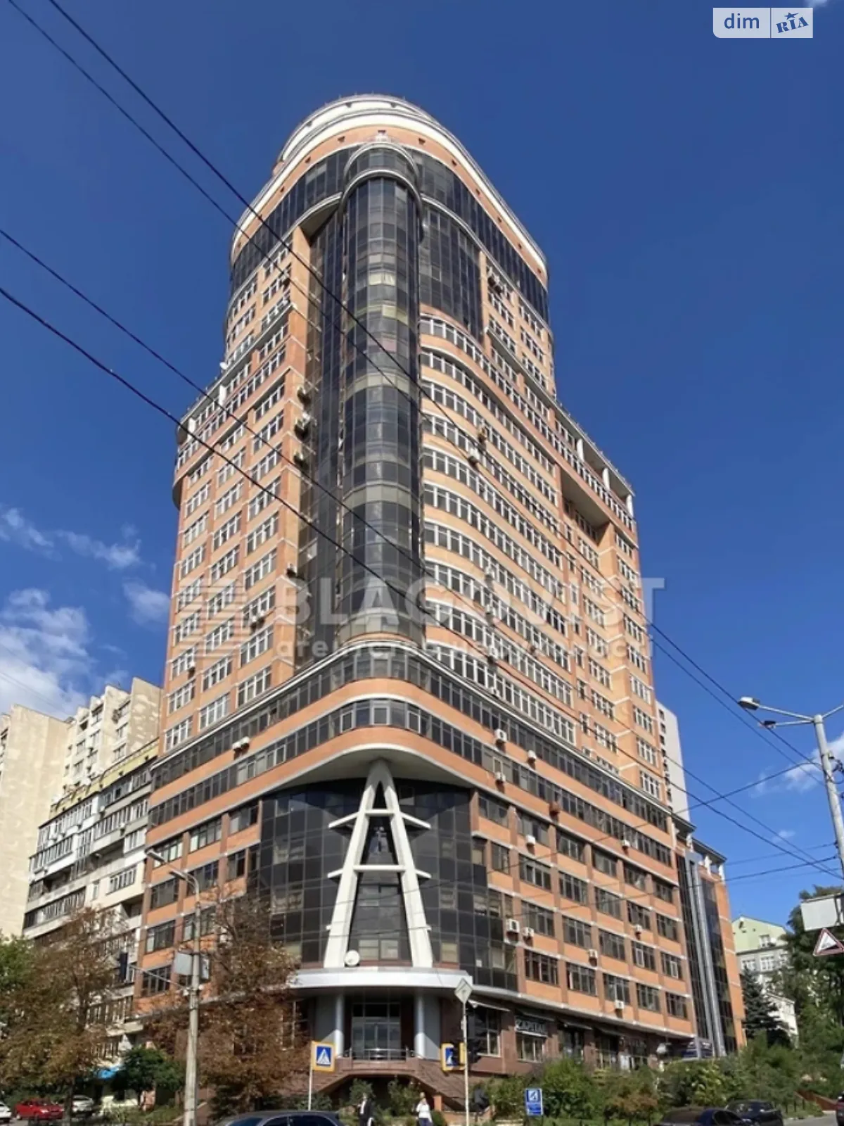 Здається в оренду підземний паркінг під легкове авто на 20 кв. м, цена: 100 $ - фото 1