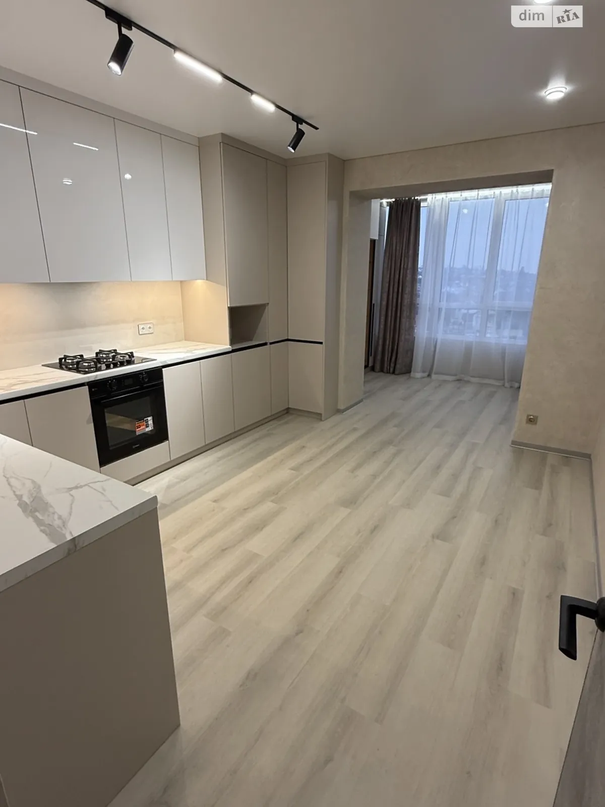 Продається 2-кімнатна квартира 70 кв. м у Хмельницькому, вул. Вінницька, 1/8Б - фото 1