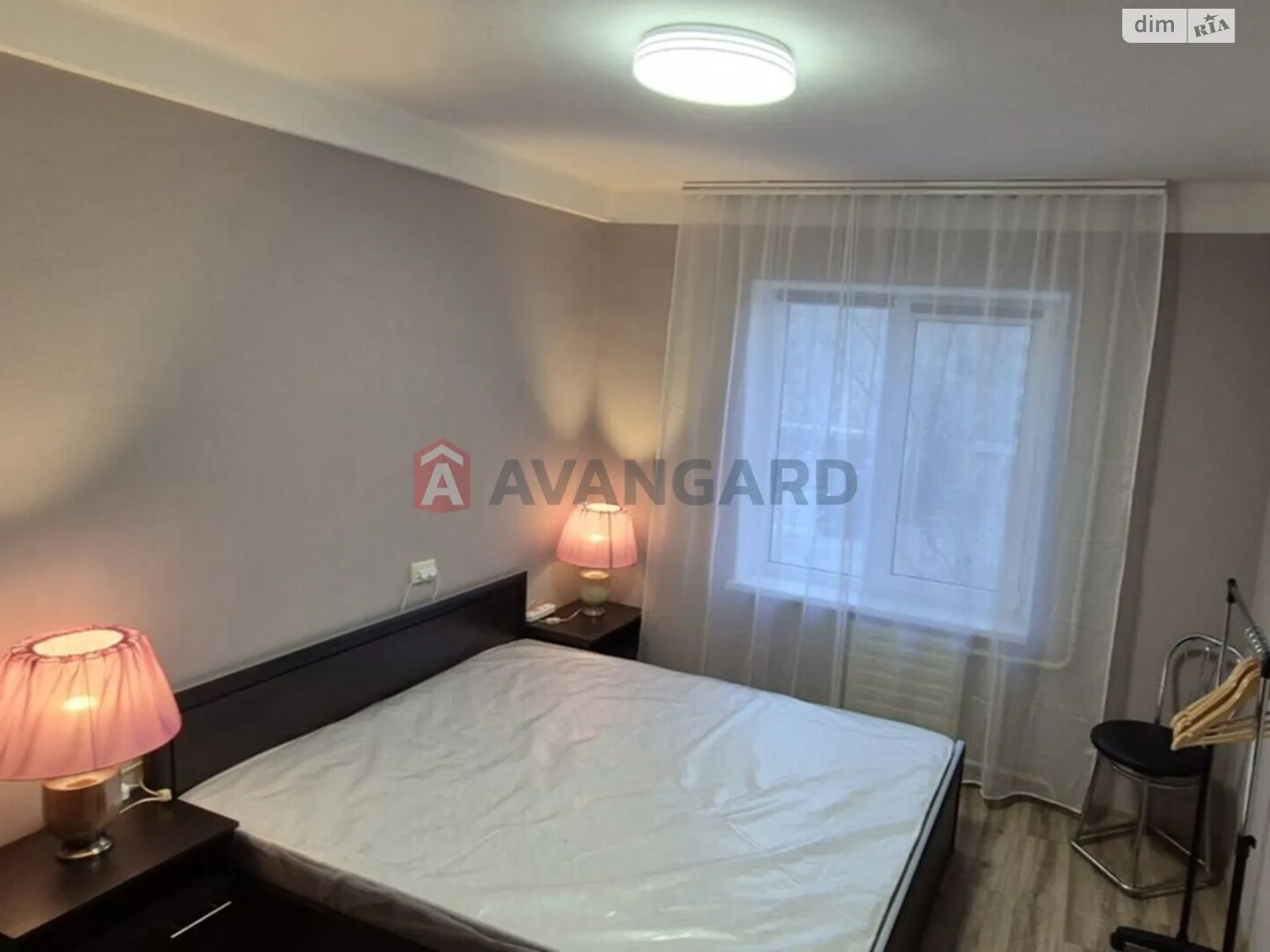 2-кімнатна квартира 50 кв. м у Запоріжжі, вул. Чумаченка - фото 1