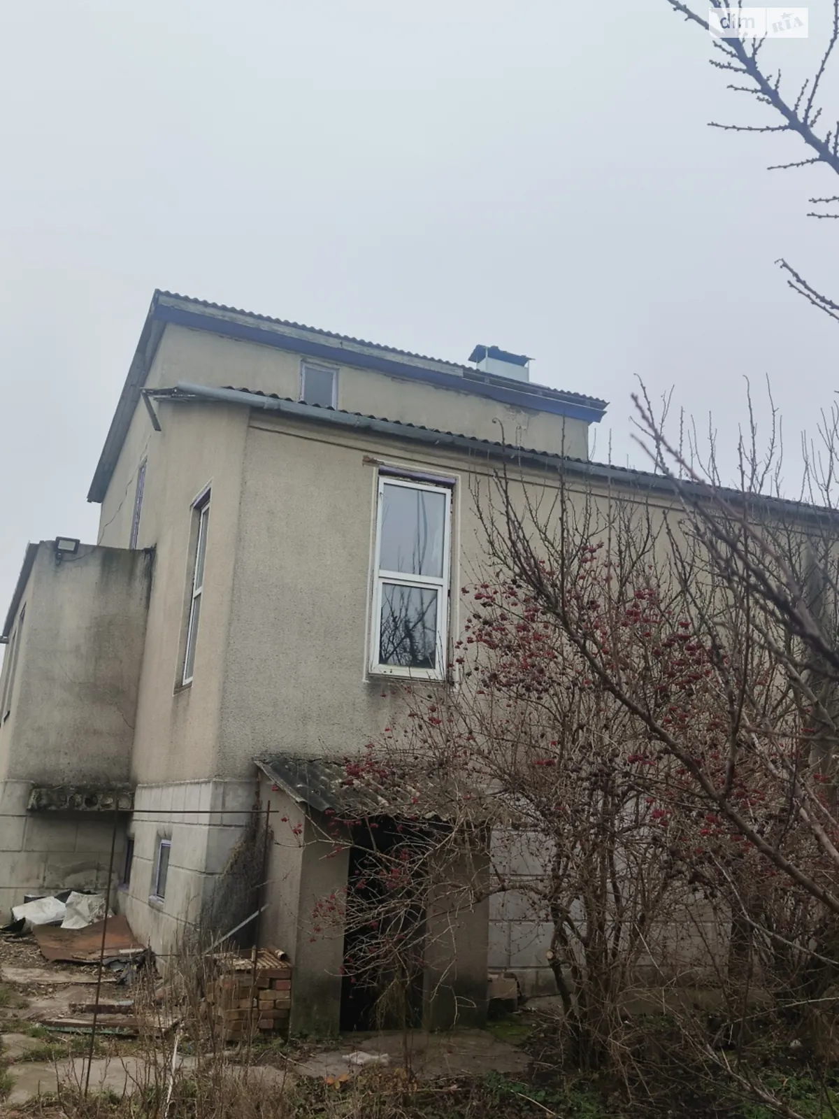 Продается дом на 2 этажа 156 кв. м с бассейном, цена: 55000 $ - фото 1