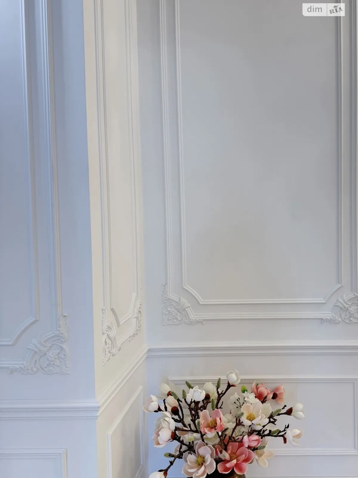 Продается 4-комнатная квартира 168 кв. м в Киеве, ул. Андрея Верхогляда(Драгомирова), 9 - фото 1