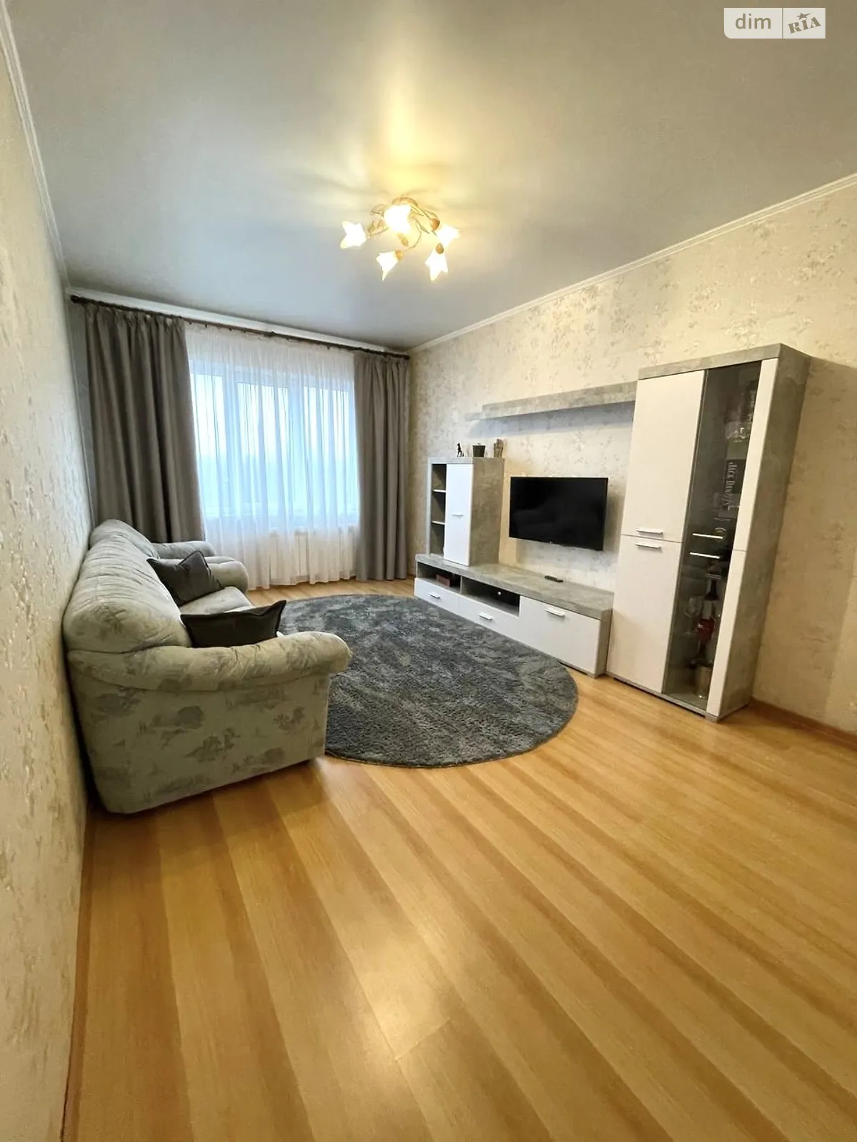 Продается 3-комнатная квартира 67 кв. м в Ровно, ул. Гурия Бухала - фото 1