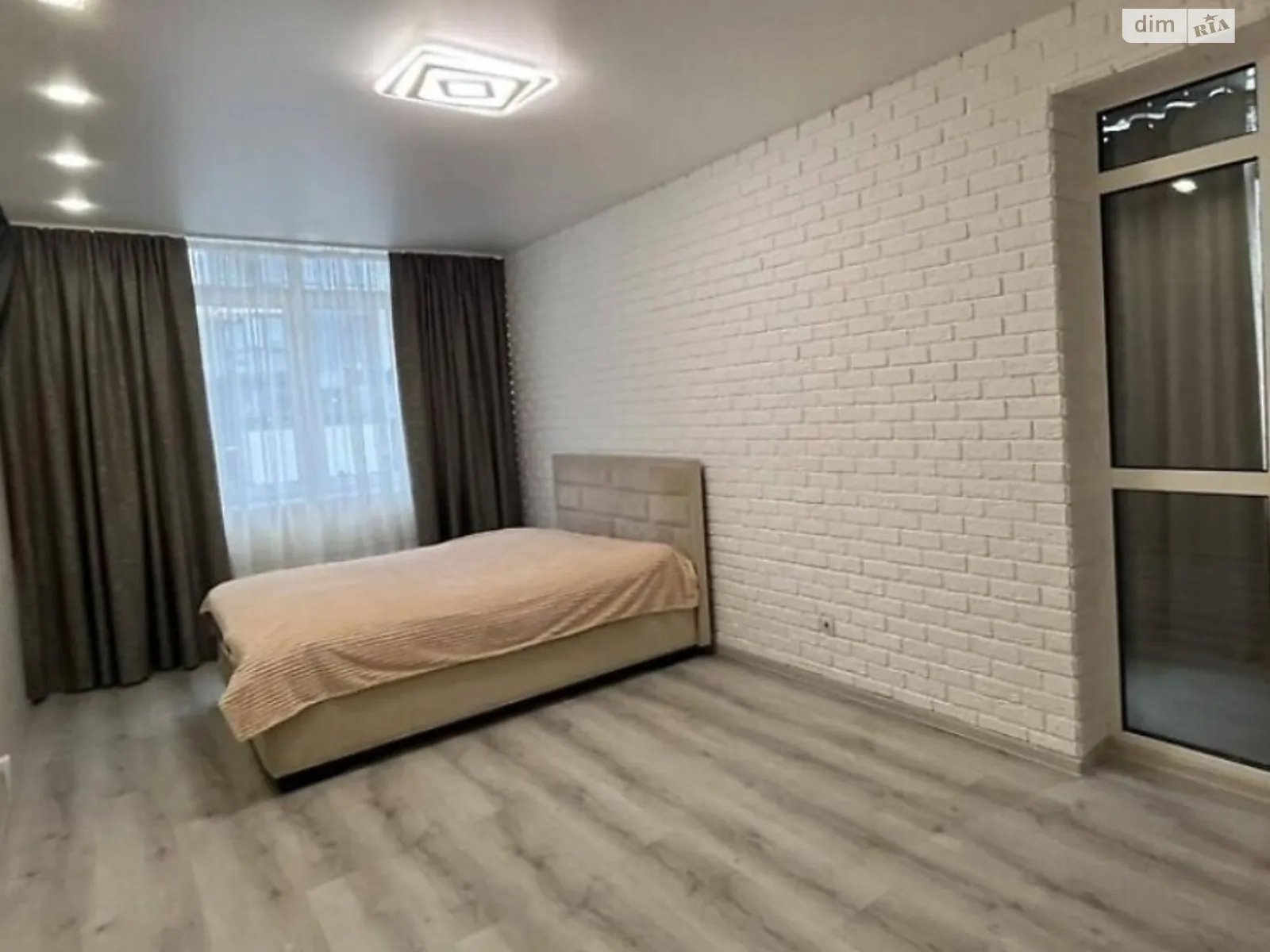 Продается 2-комнатная квартира 60 кв. м в Виннице, ул. Трамвайная - фото 1