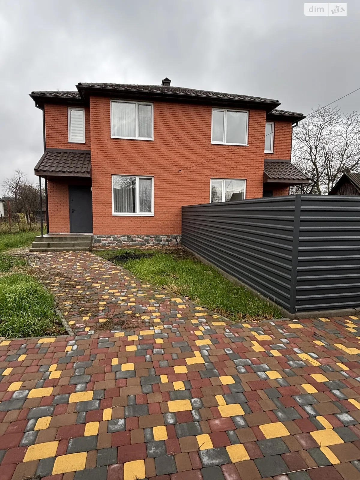 Продается часть дома 98 кв. м с беседкой, цена: 105000 $ - фото 1