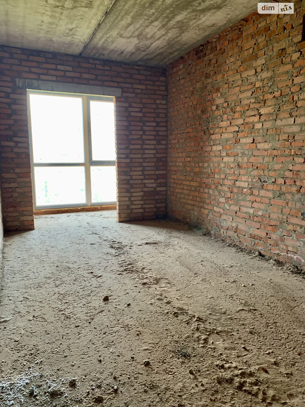 Продается 1-комнатная квартира 39.9 кв. м в Ровно, ул. Белая, 1Б - фото 1