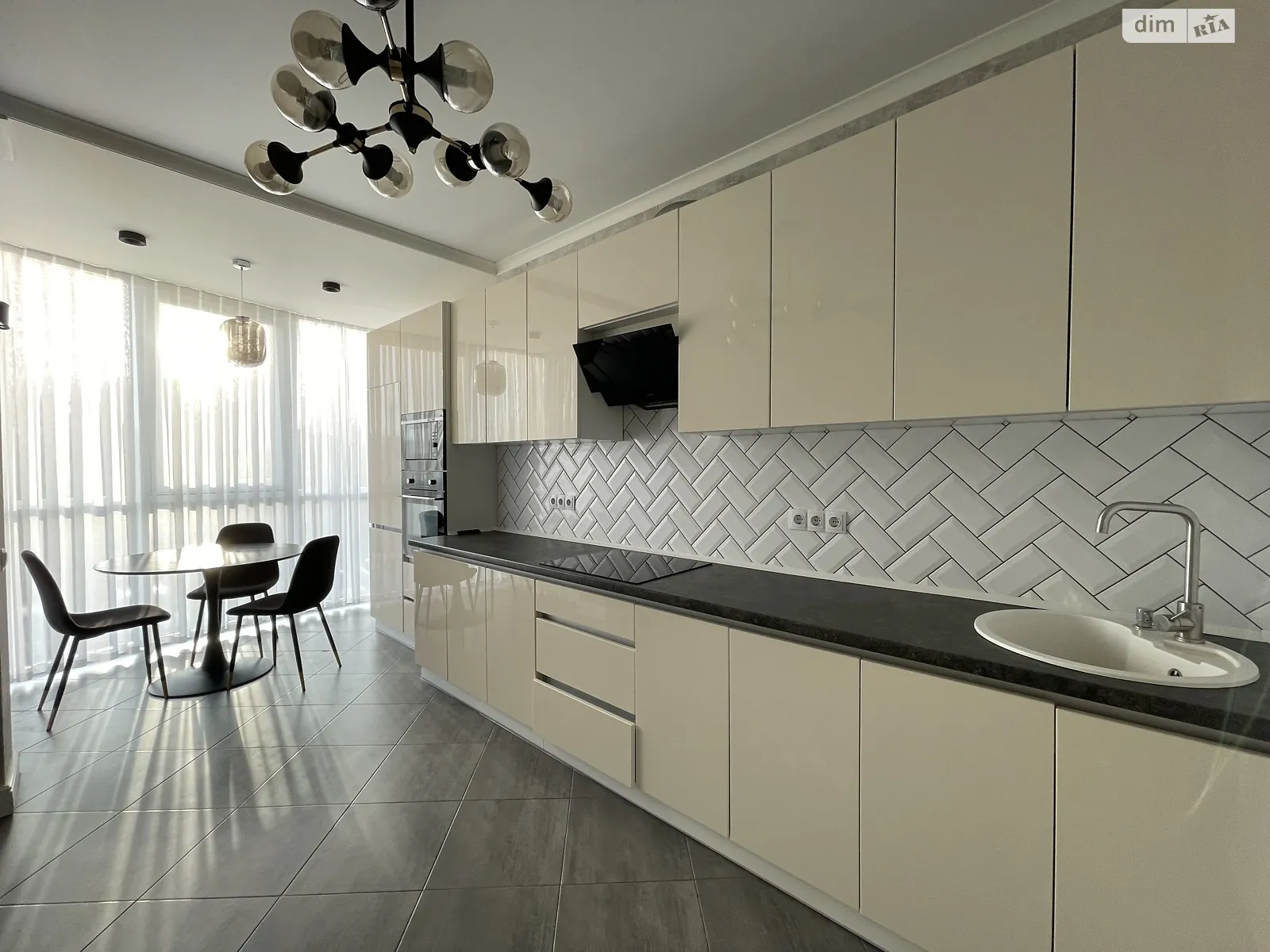 Сдается в аренду 1-комнатная квартира 47 кв. м в Хмельницком, ул. Свободы, 20/3 - фото 1