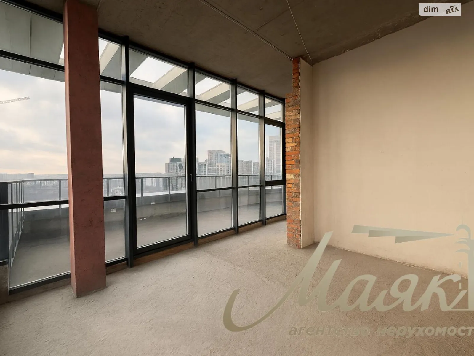 Продается 2-комнатная квартира 153 кв. м в Киеве, ул. Андрея Верхогляда(Драгомирова), 11Б - фото 1