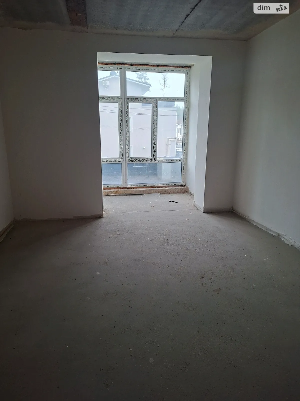 Продается 2-комнатная квартира 58 кв. м в Гостомеле, ул. Охотничья, 24 - фото 1