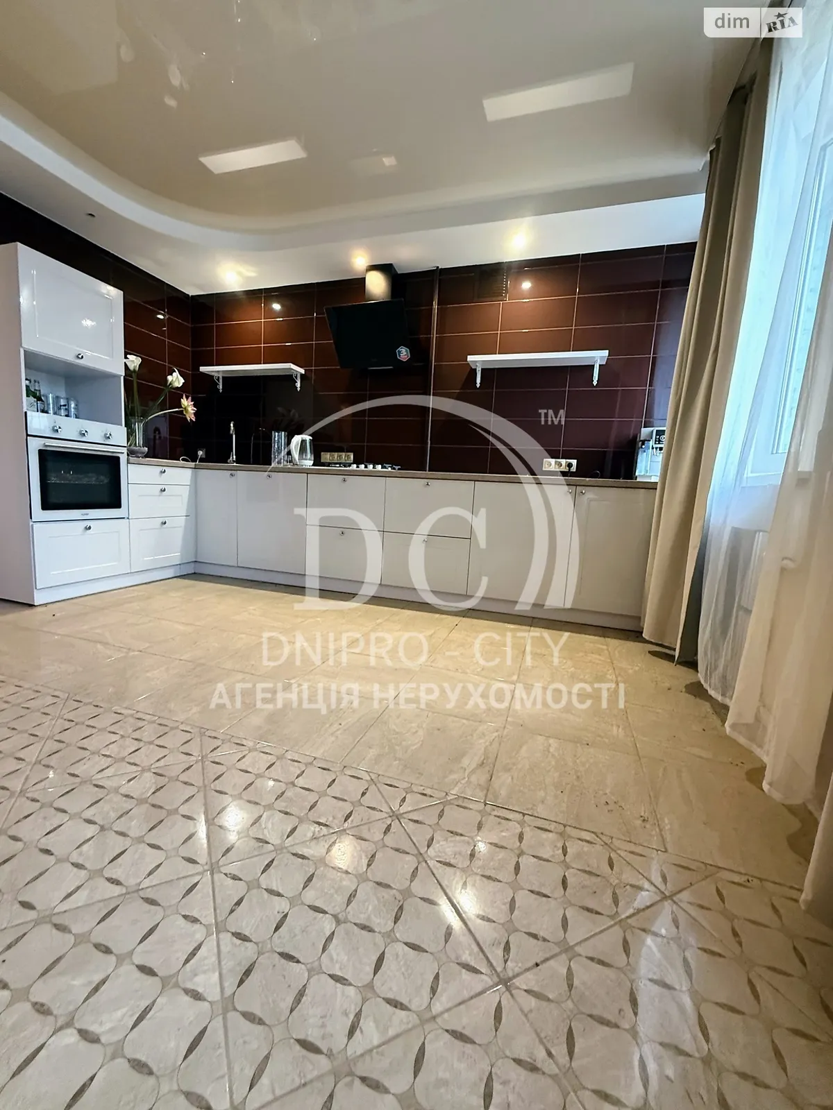 Продається 4-кімнатна квартира 80.9 кв. м у Дніпрі, просп. Героїв, 33 - фото 1