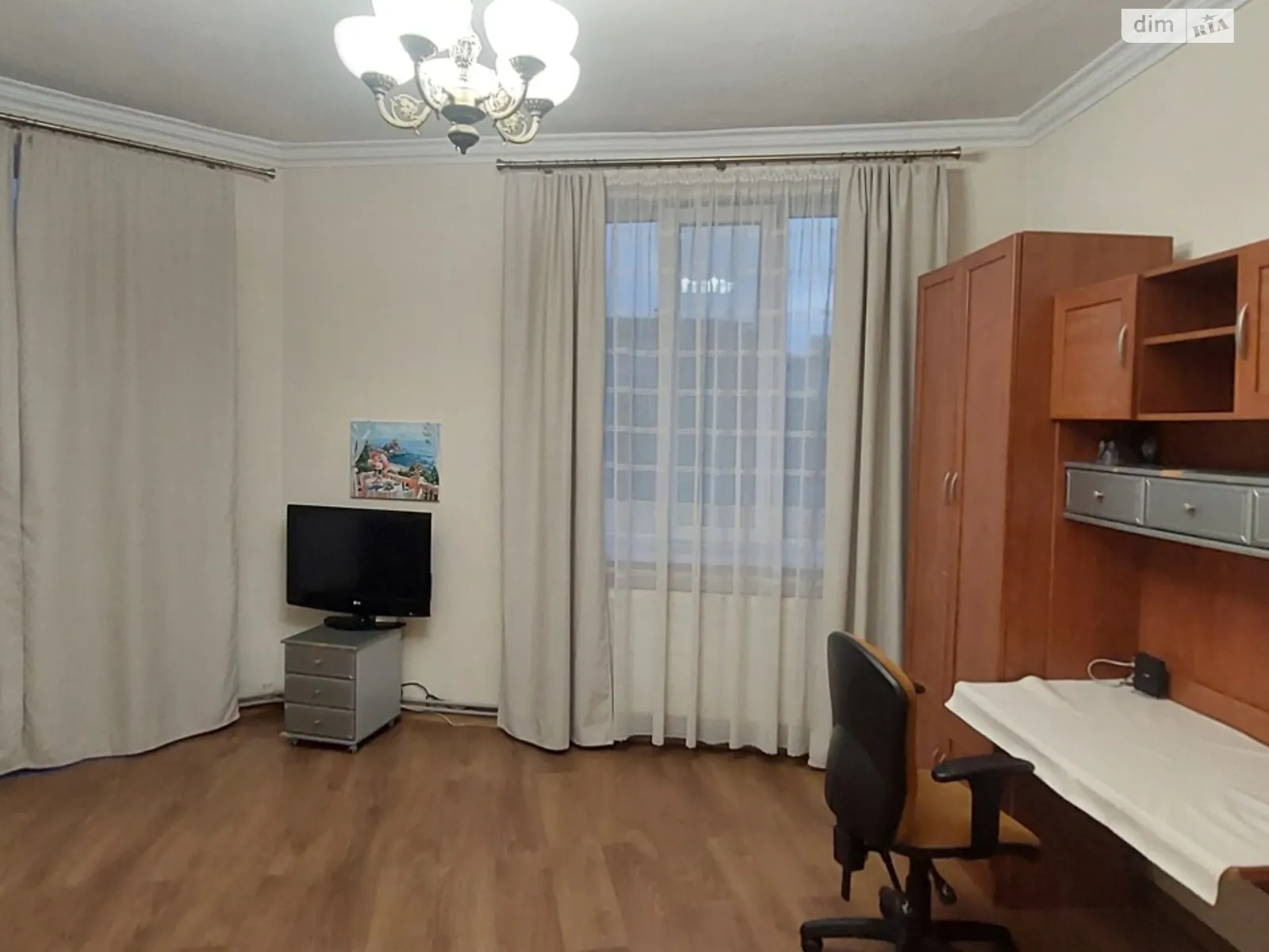 1-кімнатна квартира 41 кв. м у Тернополі, вул. Весела, 24 - фото 1