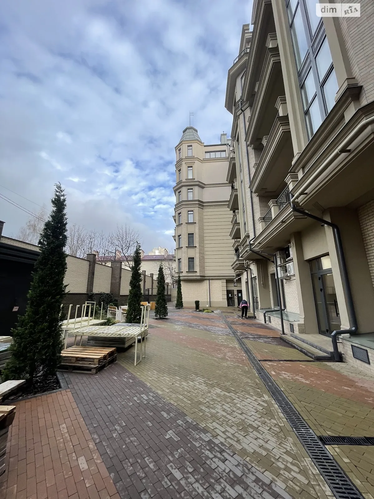 Продається 3-кімнатна квартира 97.6 кв. м у Одесі, Фонтанська дор., 62К - фото 1