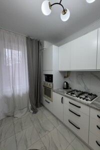 Сниму квартиру в Черновцах долгосрочно